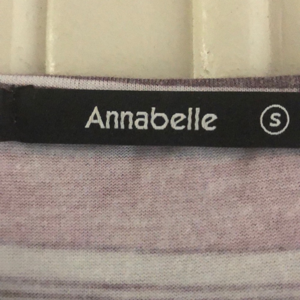 Short sleeve wide bottom top - Picture 2 of 3